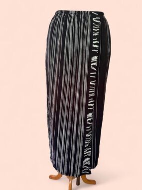 Women's Black Skirt